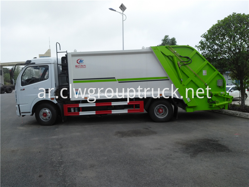 Compacted Garbage Truck 3